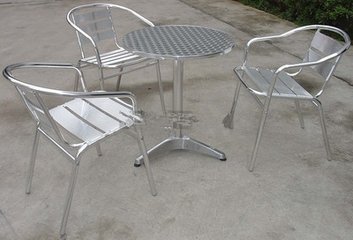 不銹鋼制品 現(xiàn)代生活中的堅固與優(yōu)雅